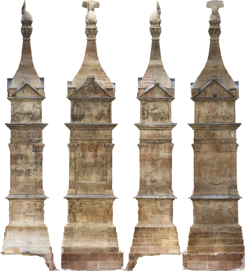 Vier Säulen eines antiken römischen Grabmals, die von Luftaufnahmen 3D rekonstruiert wurden.